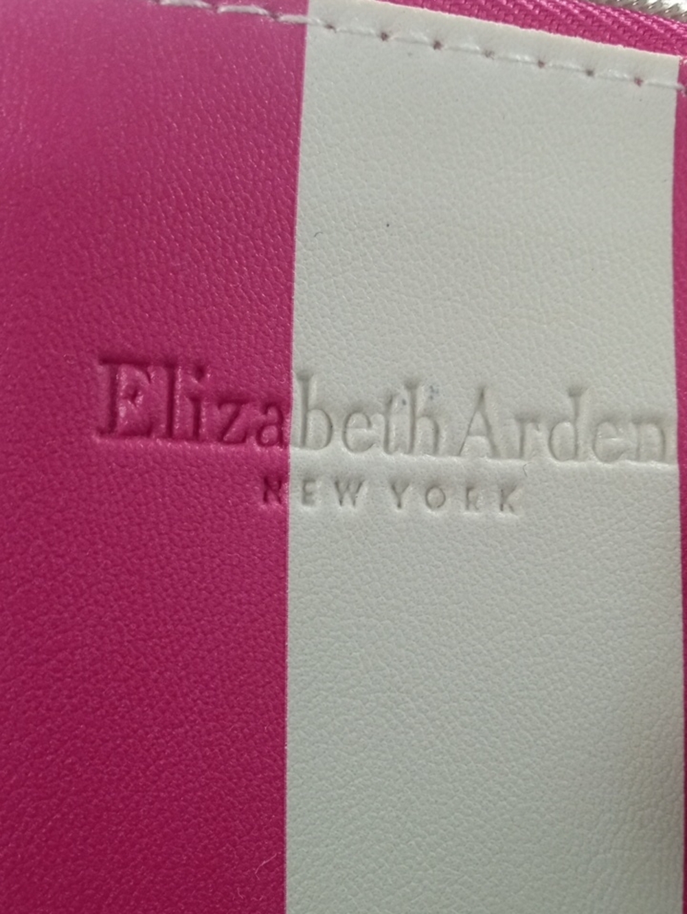ELIZABETH ARDEN MAKE UP BAG - Picture 4 of 8